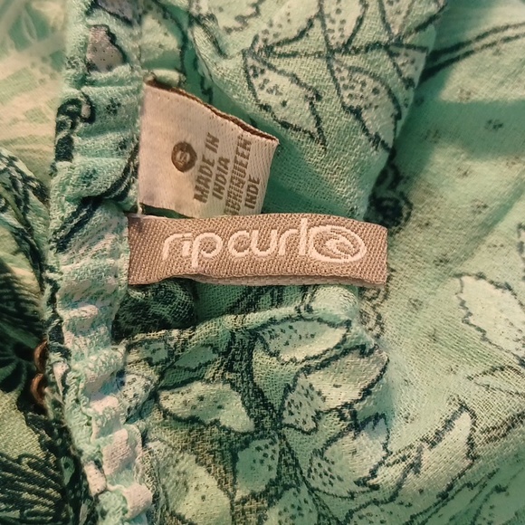 NEW! Ripcurl tank with fringe (5356) - Picture 3 of 6